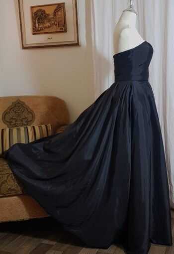 ⁦Midnight Dress فستان مدنيت⁩ - الصورة ⁦15⁩