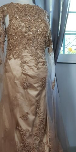 Gold Dress فستان قولد